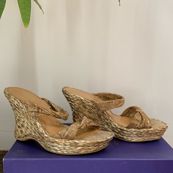 EUC STUART WEITZMAN METALLIC FABRIC ESPADRILLES - Picture 4 of 16